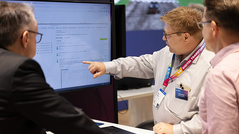 Passgenau zu den Software-Angeboten bietet CONTACT Software seinen Kunden fundierte Expertise in den Bereichen industrielle Prozesse, Methoden und Technologien.